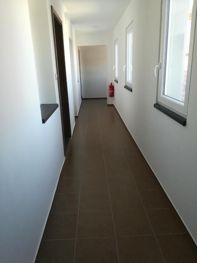 Penzion Sapara Velké Bílovice Exterior foto